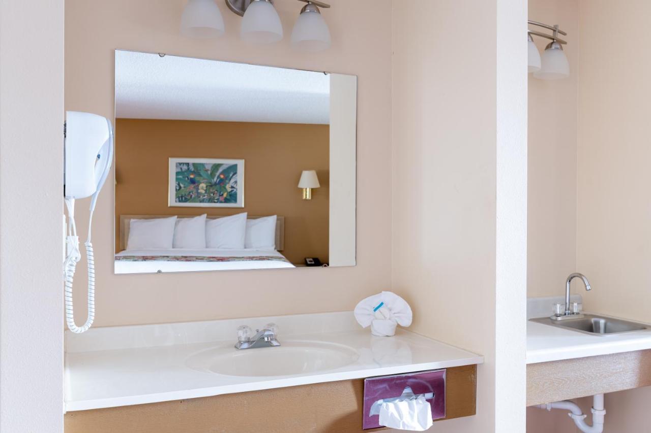 ויסקונסין דלס Aloha Beach Resort מראה חיצוני תמונה